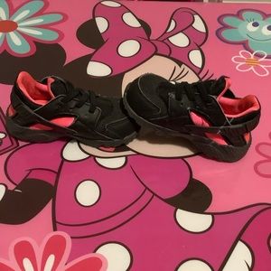 Used Nike Hurache Toddler Girl 7C